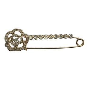 Elegant Gold and Silver Crystal Brooch